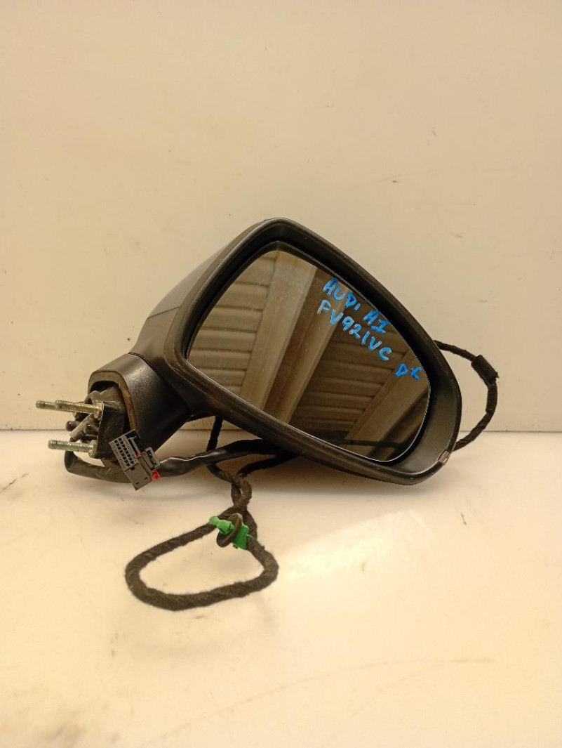 Specchietto / Retrovisore Esterno Destro Audi A1 (8X restyling) 2014 – 2020