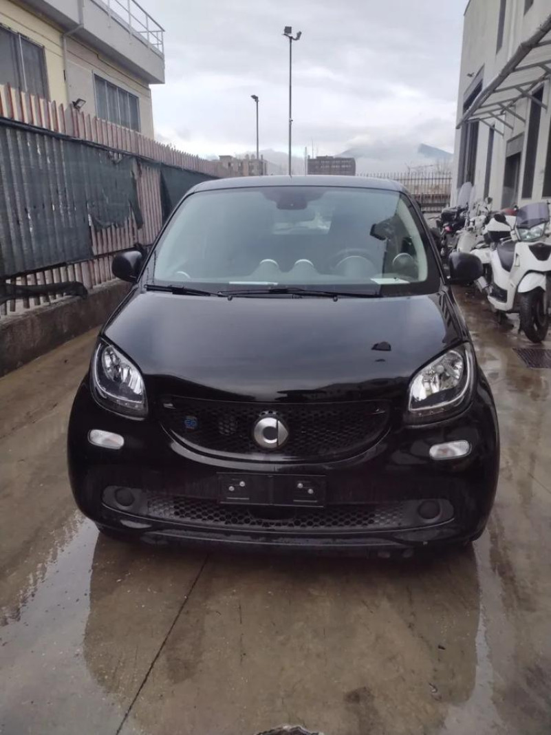 Smart ForFour EQ (W453) Elettrica Veicolo solo per ricambi