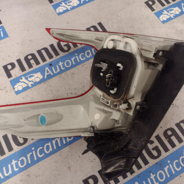 Fanale Posteriore Sinistro Peugeot 2008
