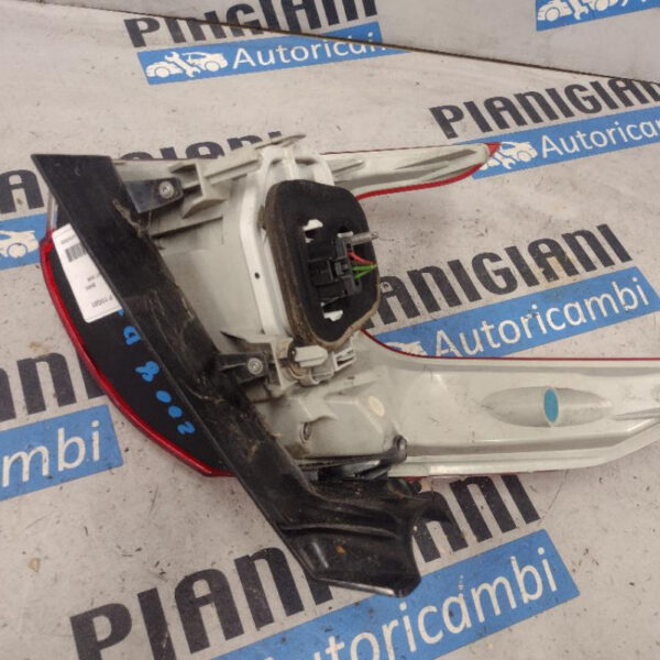 Fanale Posteriore Sinistro Peugeot 2008