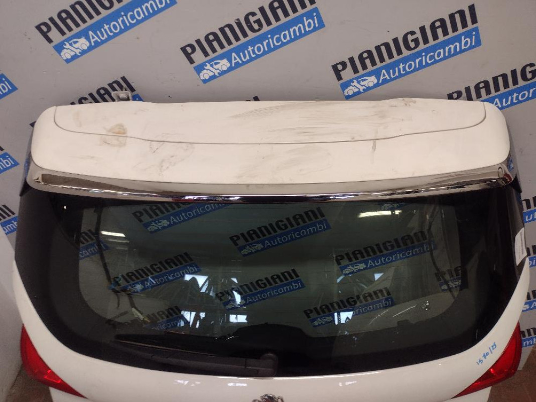 Portellone Posteriore Peugeot 2008 2013- 2017
