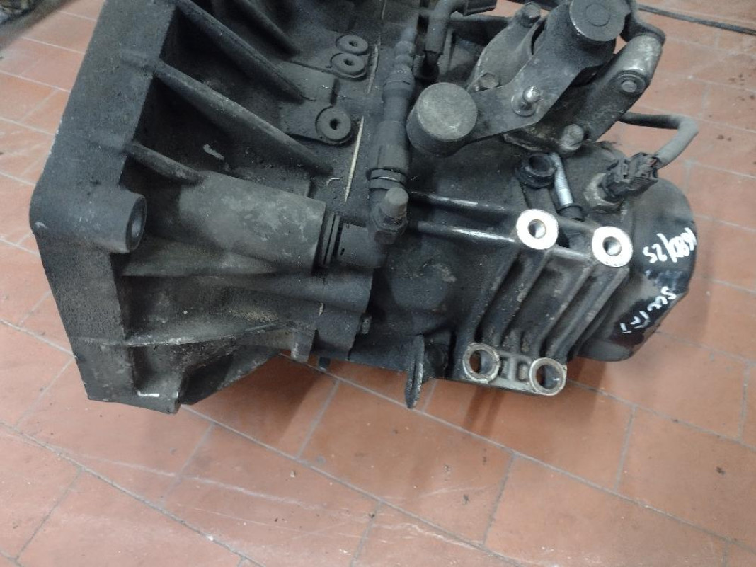 Cambio Suzuki Swift D13A