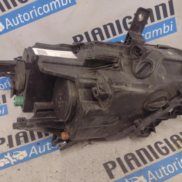 Proiettore / Faro Anteriore Sinistro Alfa Romeo Giulietta  2010 – 2013