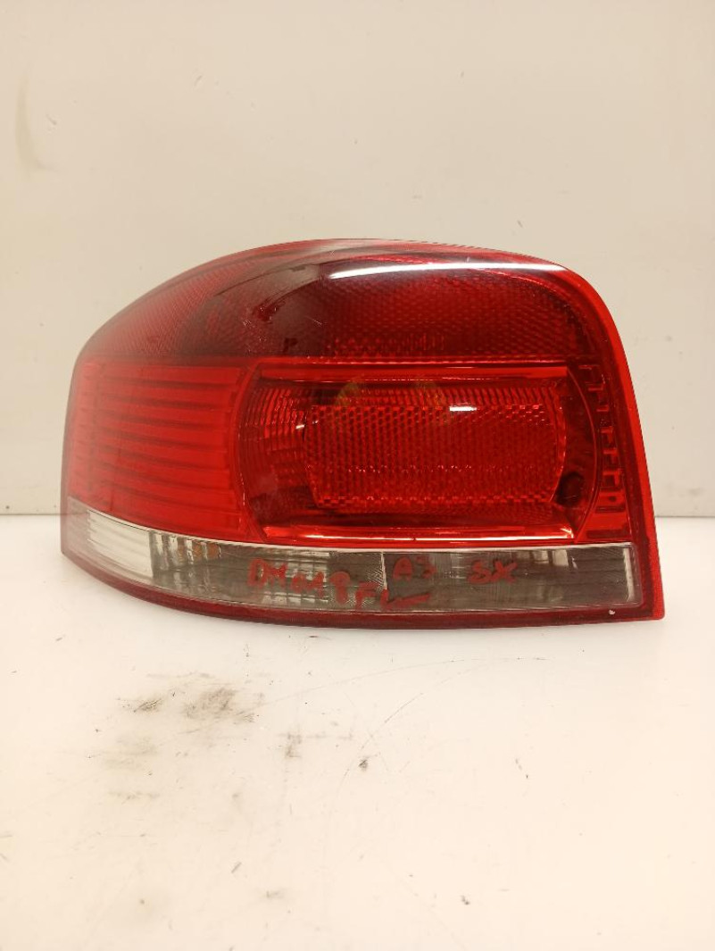 Faro / Fanale Posteriore Sinistro Audi A3 (8P) ber. 3p 2003 – 2010