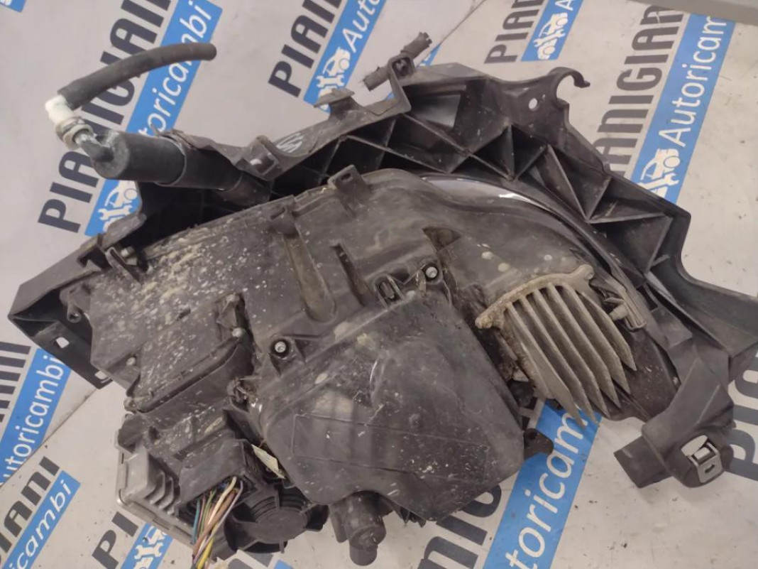 Proiettore / Faro Anteriore Sinistro Xenon Bmw Serie 3 2008