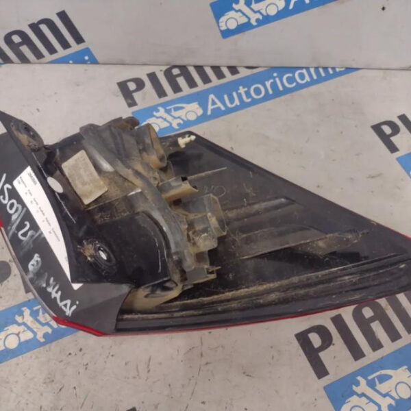 Fanale / Faro Posteriore Destro Nissan Qashqai (09/10>09/14<)