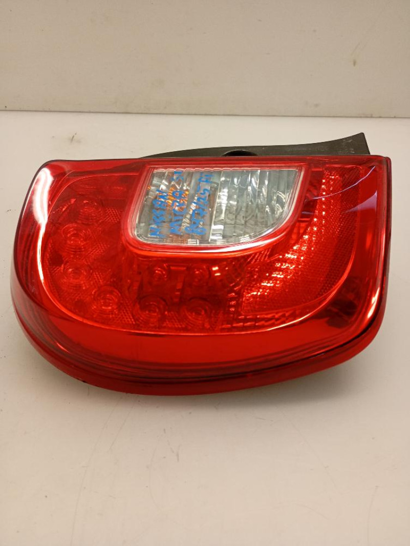 Faro / Fanale Posteriore Sinistro Nissan Micra K13 2013 – 2016