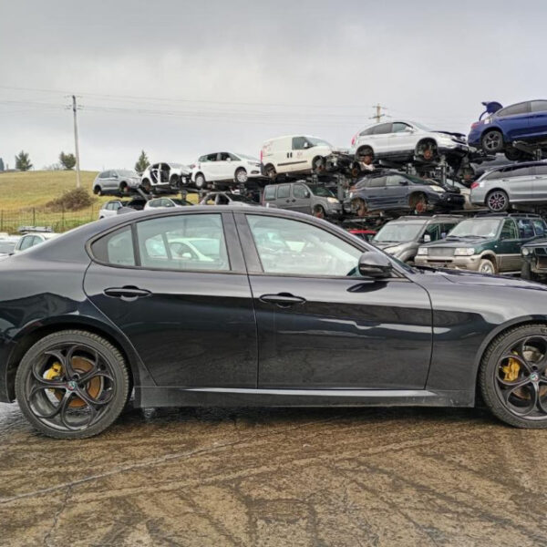 Alfa Romeo Giulia Veloce (6S) Anno 2017 | Veicolo Intero | SOLO PER RICAMBI