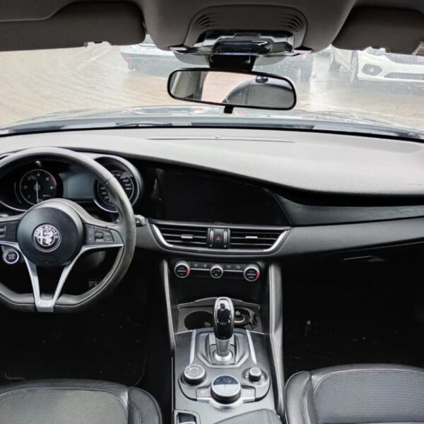 Alfa Romeo Giulia Veloce (6S) Anno 2017 | Veicolo Intero | SOLO PER RICAMBI