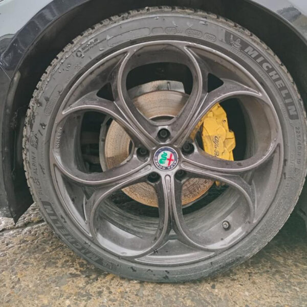 Alfa Romeo Giulia Veloce (6S) Anno 2017 | Veicolo Intero | SOLO PER RICAMBI