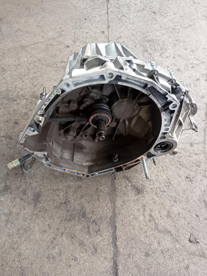 Cambio manuale 6 marce Renault Megane 1.5 dCi 81 KW K9KJ8