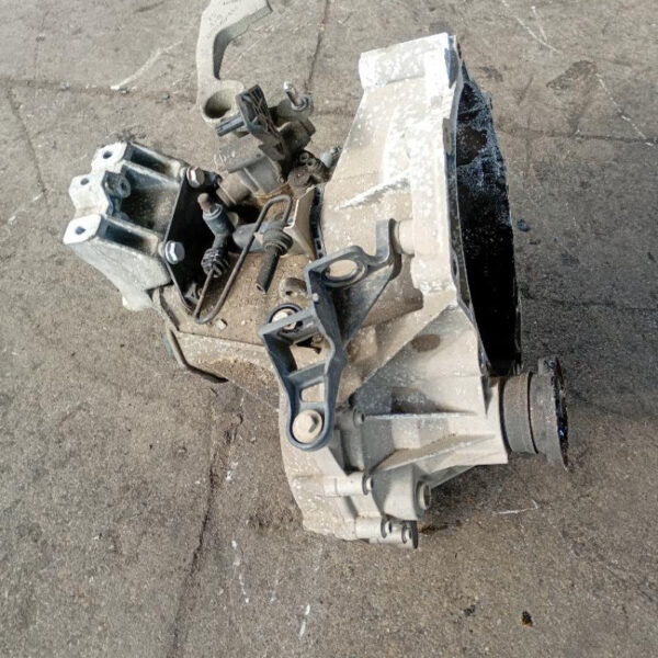 Cambio manuale 5 marce Volkswagen Golf VI 1.4 59 KW CGG 2008 – 2015