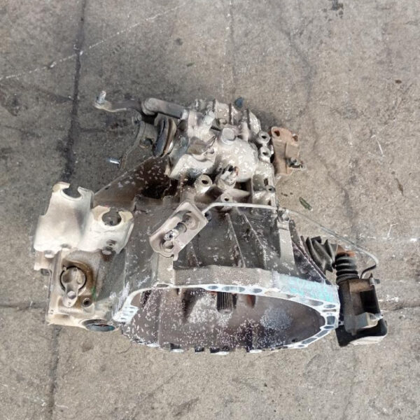 Cambio manuale 5 marce Toyota Yaris 2SZFE 1.3 16V 64 KW 2SZFE 2003 – 2005
