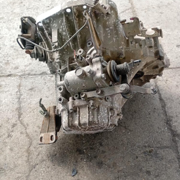 Cambio manuale 5 marce Toyota Yaris 2SZFE 1.3 16V 64 KW 2SZFE 2003 – 2005