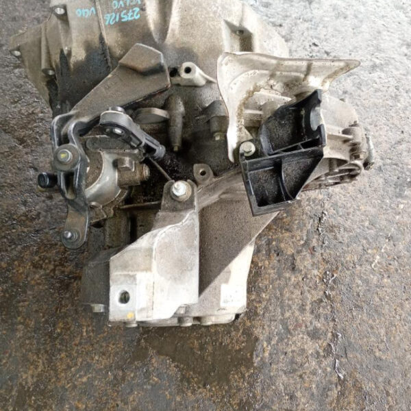 Cambio manuale 6 marce Volvo V40 1.6 T2 88 KW B4164T4 2012 – 2016