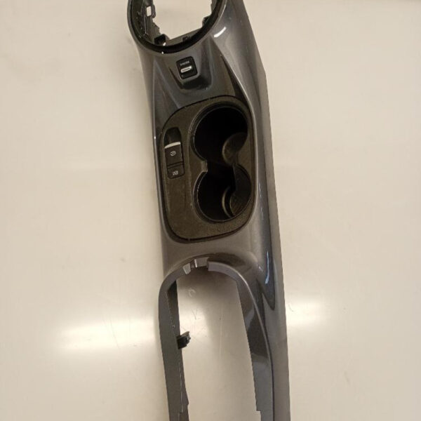 Copertura Tunnel Centrale con Comandi Nissan Juke (F16E) 2019 >