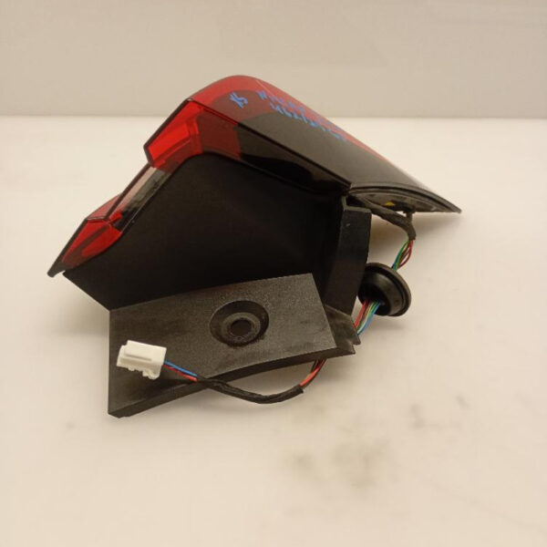 Faro / Fanale Posteriore Sinistro Nissan Juke (F16E) 2019 >