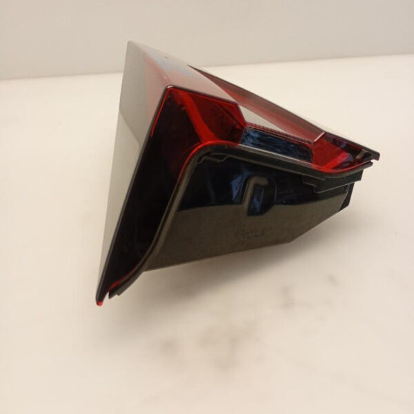 Faro / Fanale Posteriore Interno Sinistro Nissan Juke (F16E) 2019 >