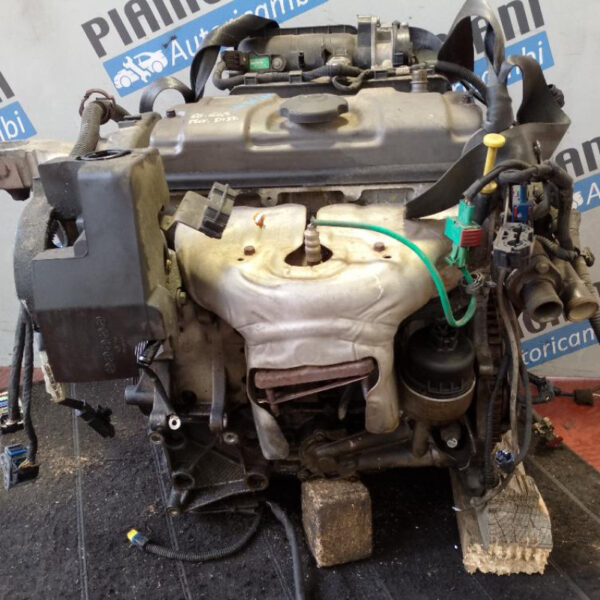 Motore Peugeot 206 HFV 136.000 Km