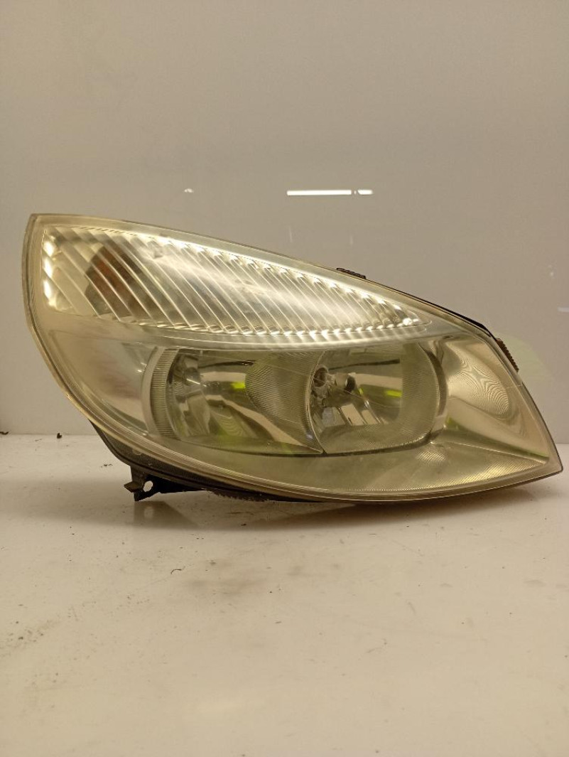 Faro / Proiettore Anteriore Destro Renault Scenic 2a Serie 2003 – 2006