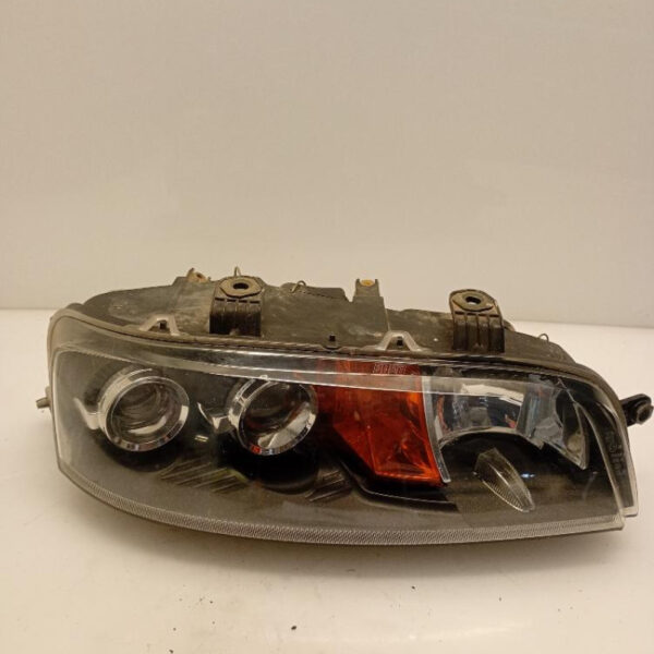 Faro / Proiettore Anteriore Destro Fiat Punto 2a Serie 1999 – 2003