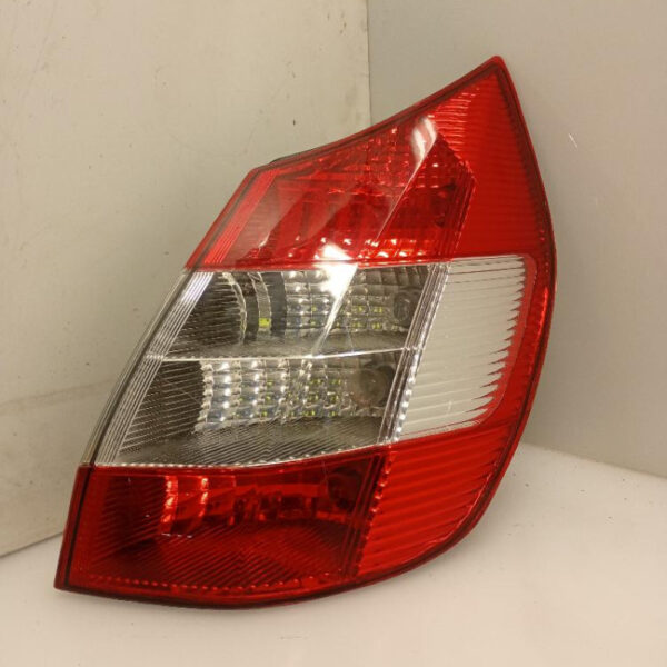 Faro / Fanale Posteriore Destro Renault Scenic 2a Serie 2003 – 2006
