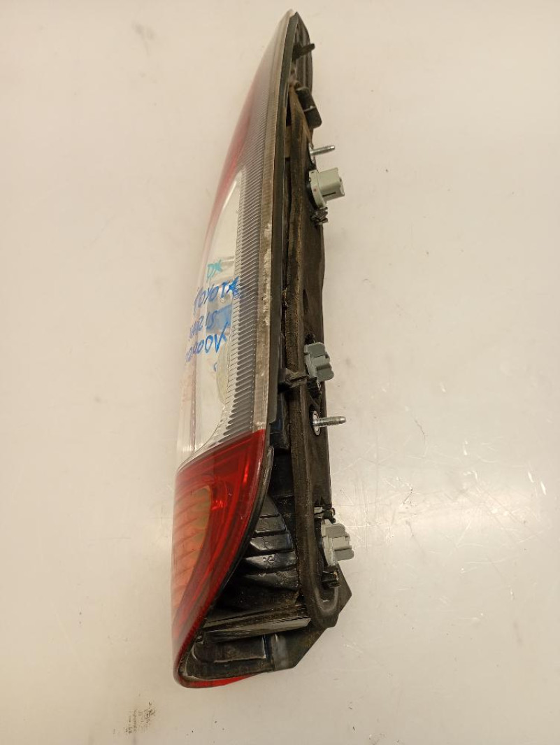 Faro / Fanale Posteriore Destro Toyota Yaris Verso 2003 – 2007