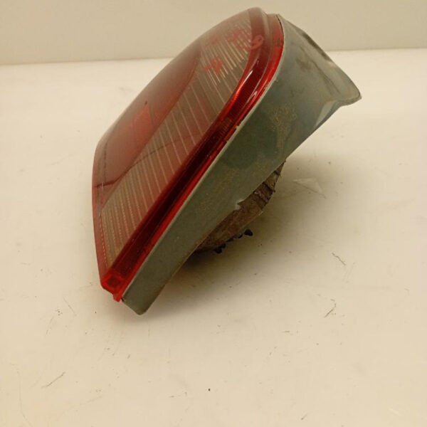 Faro / Fanale Posteriore Sinistro Toyota Yaris 1999 – 2003