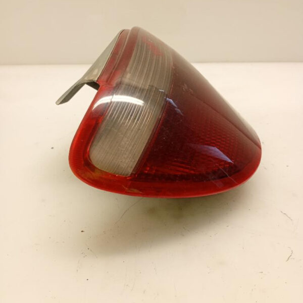 Faro / Fanale Posteriore Sinistro Toyota Yaris 1999 – 2003