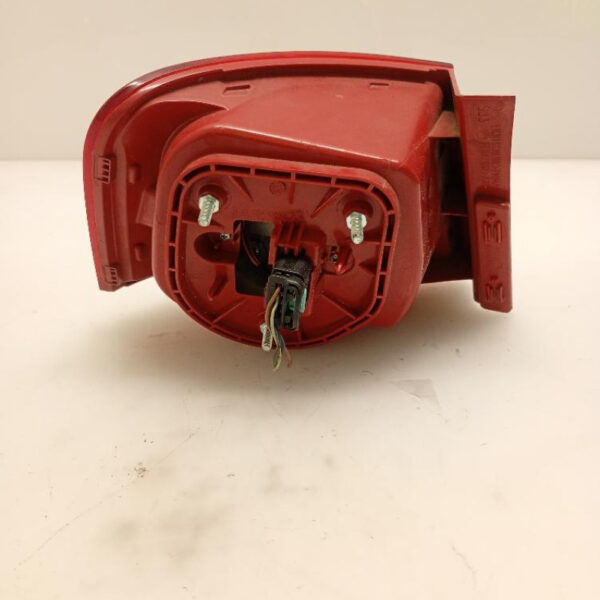 Faro / Fanale Posteriore Destro Volkswagen Passat ber. 4p 2005 – 2010