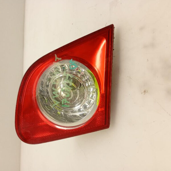 Faro / Fanale Posteriore Interno Destro Volkswagen Passat ber. 4p 2005 – 2010