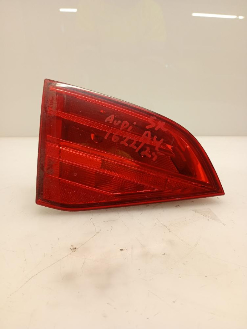 Faro / Fanale Posteriore Interno Sinistro Audi A4 (8K) SW 2007 – 2015