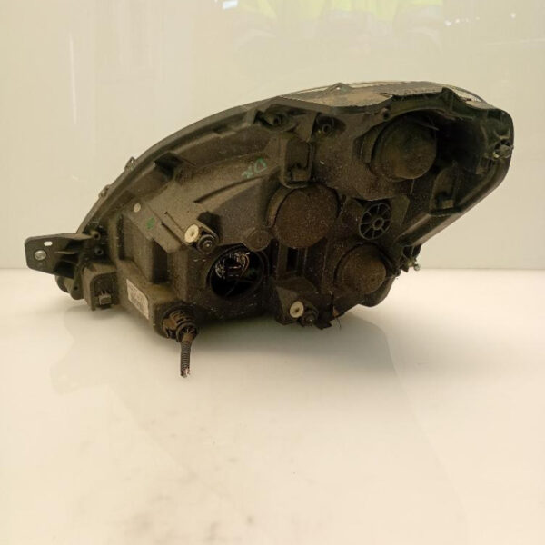 Faro / Proiettore / Fanale Anteriore Destro IVECO Daily 2011 – 2014