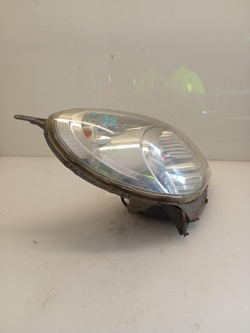 Faro / Proiettore Anteriore Destro Toyota Yaris Verso 2003 – 2006