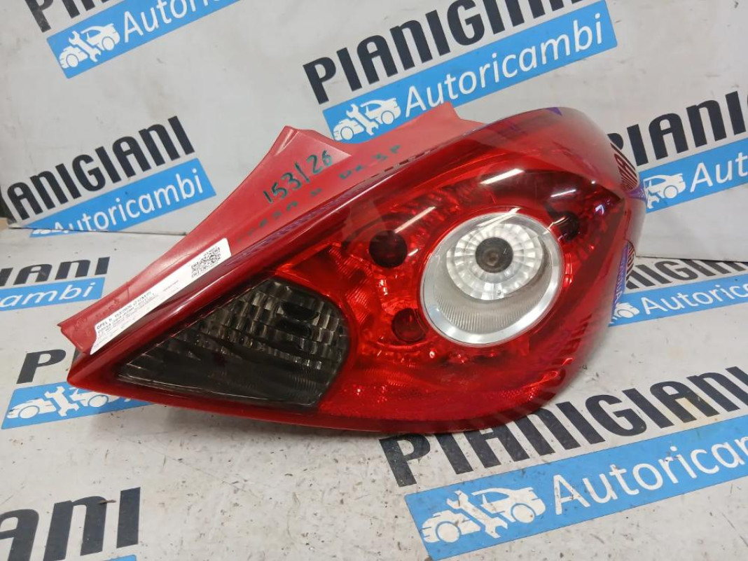 Fanale / Faro Posteriore Destro Opel Corsa D 3 Porte