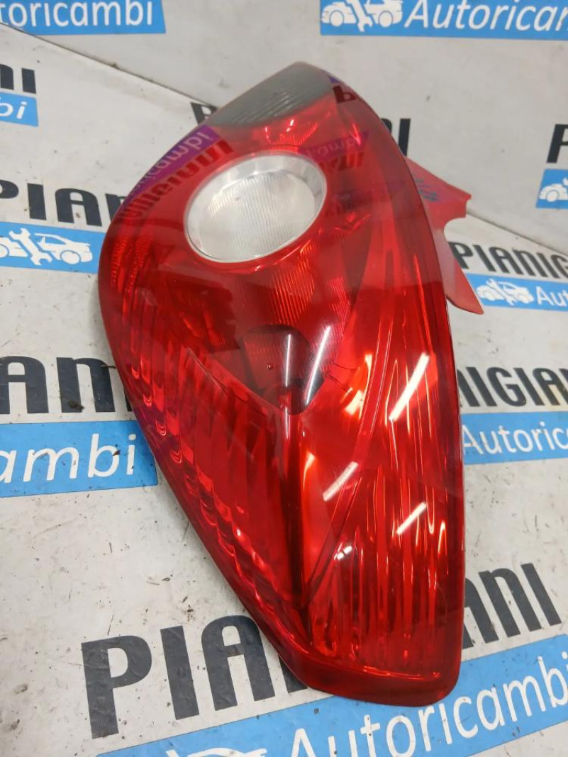 Fanale / Faro Posteriore Destro Opel Corsa D 3 Porte