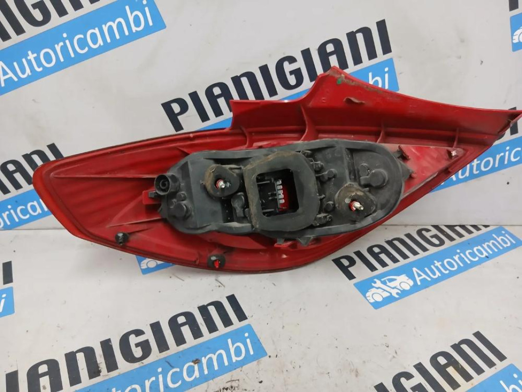 Fanale / Faro Posteriore Destro Opel Corsa D 3 Porte