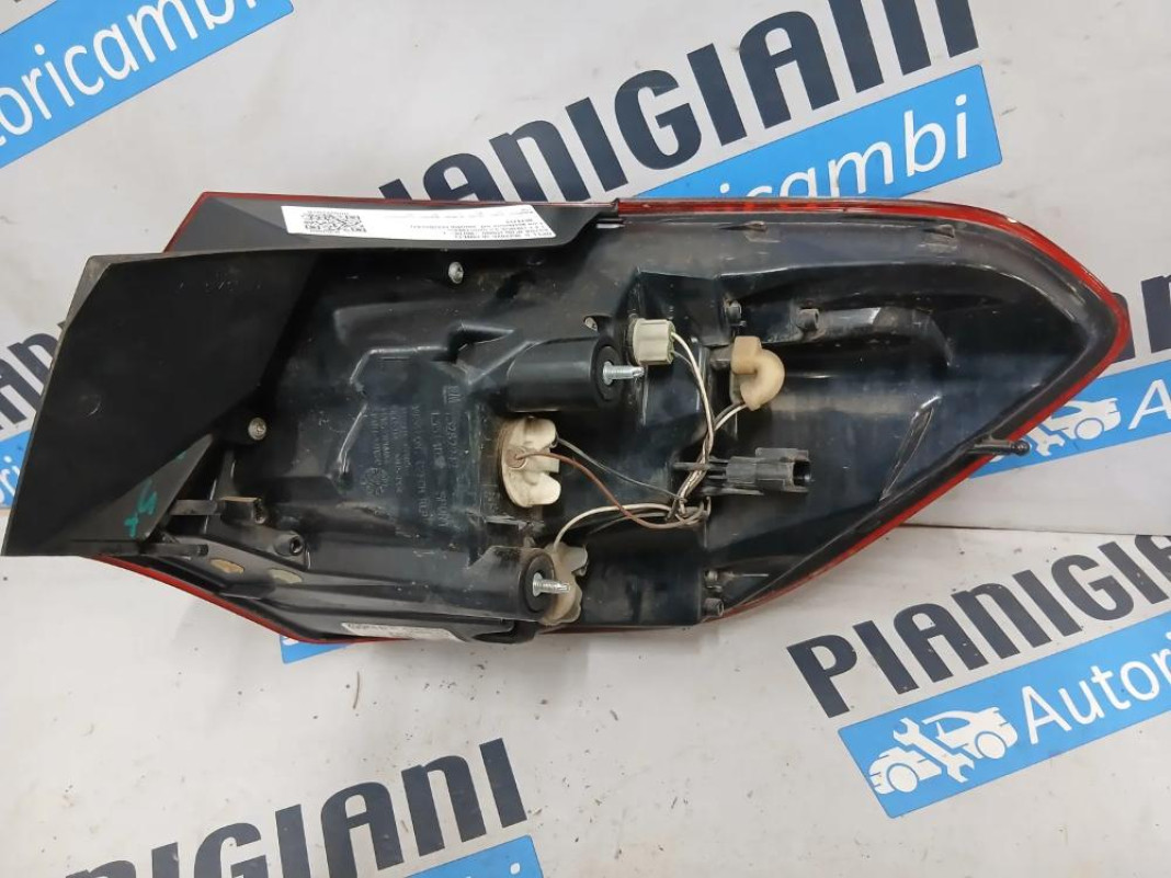 Fanale / Faro Posteriore Sinistro Opel Astra J 2009 – 2018