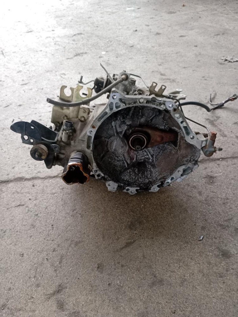 Cambio manuale 5 marce Toyota Yaris 1.4 D-4D (JPP) 55 KW 1NDTV 1999 – 2003