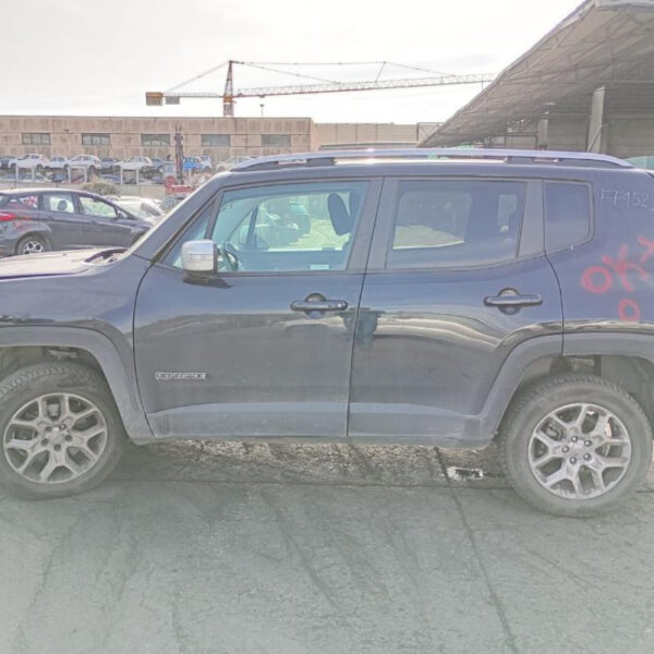 Jeep Renegade Anno 2016 | Veicolo Intero | SOLO PER RICAMBI