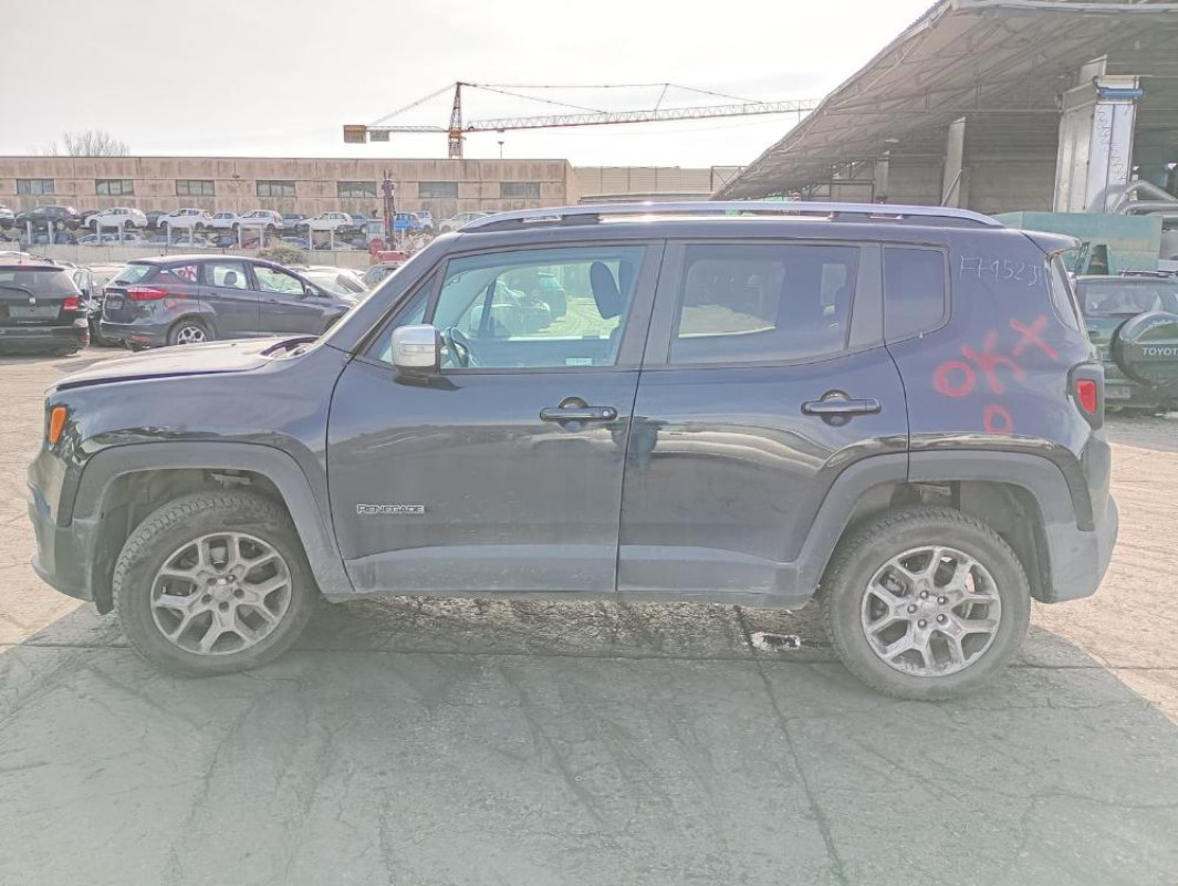 Jeep Renegade Anno 2016 | Veicolo Intero | SOLO PER RICAMBI