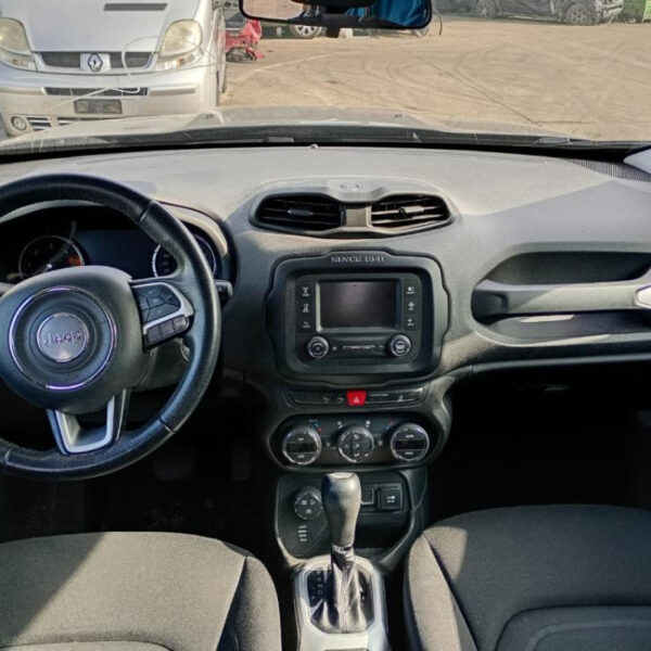 Jeep Renegade Anno 2016 | Veicolo Intero | SOLO PER RICAMBI