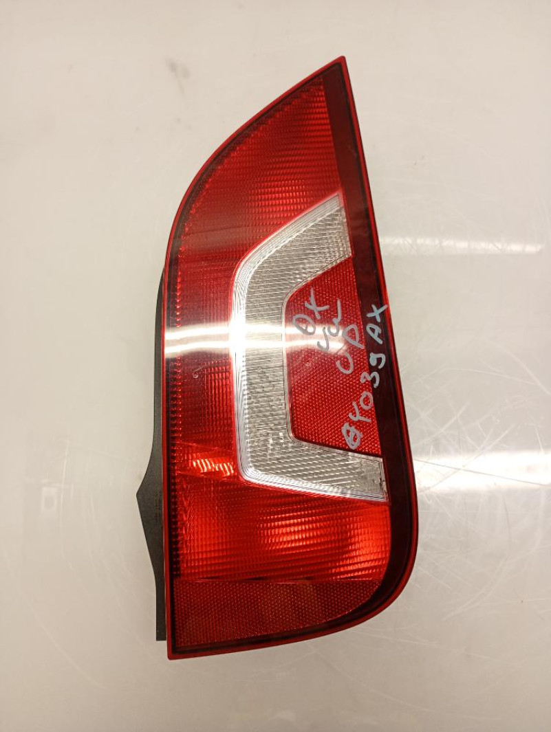 Faro / Proiettore Posteriore Destro Volkswagen Up 2011 – 2020