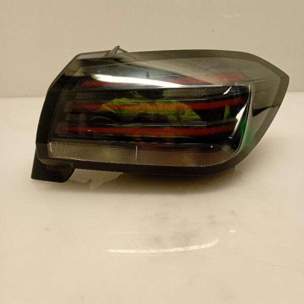 Faro / Fanale / Proiettore Posteriore Destro Peugeot 208 LED 2024