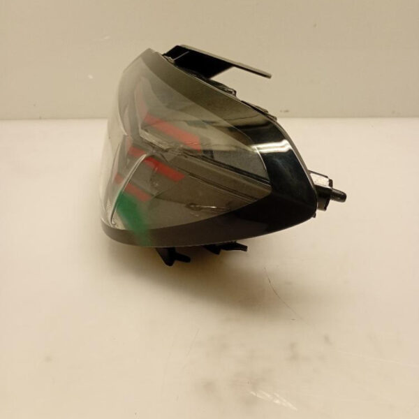 Faro / Fanale / Proiettore Posteriore Destro Peugeot 208 LED 2024