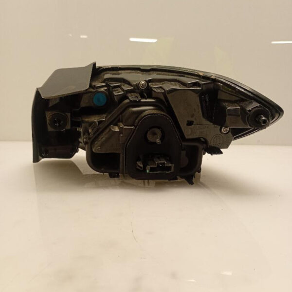 Faro / Fanale / Proiettore Posteriore Sinistro Peugeot 208 LED 2024