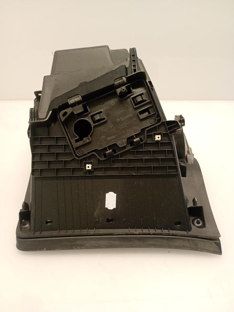 Cassetto Portaoggetti Peugeot 208 2024