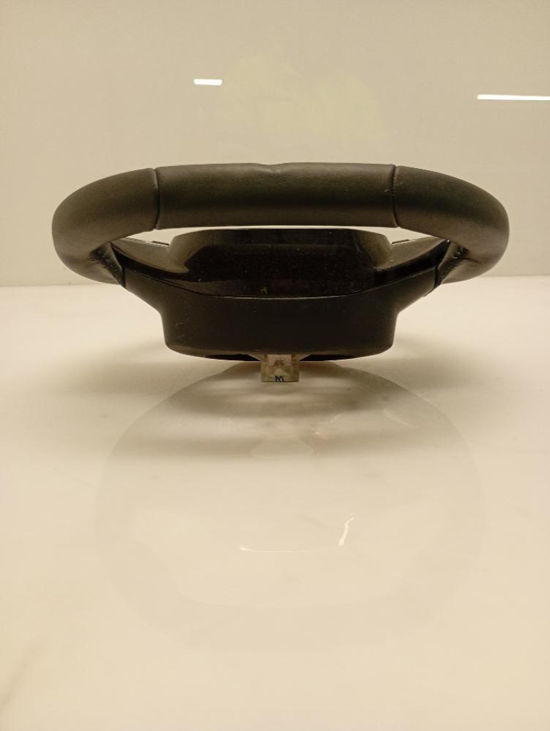 Volante Peugeot 208 2024