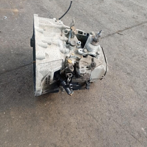 Cambio manuale 6 marce Peugeot 3008 1.6 HDi FAP 82 KW 9HR 2010 – 2013