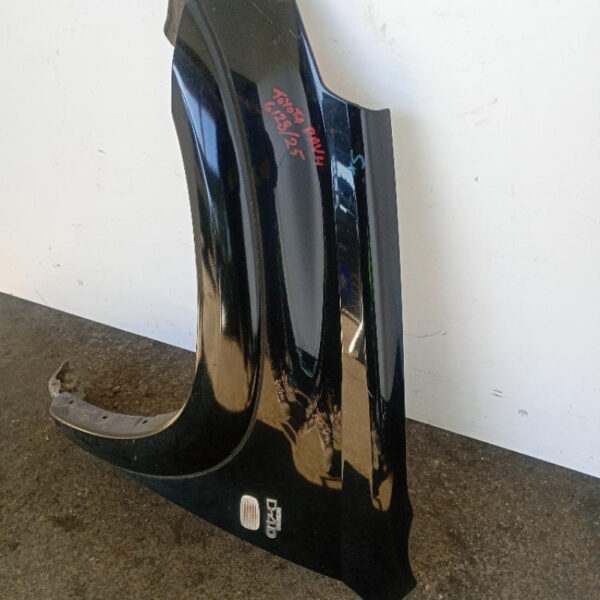 Parafango Anteriore SinistroToyota RAV4 2003 – 2006